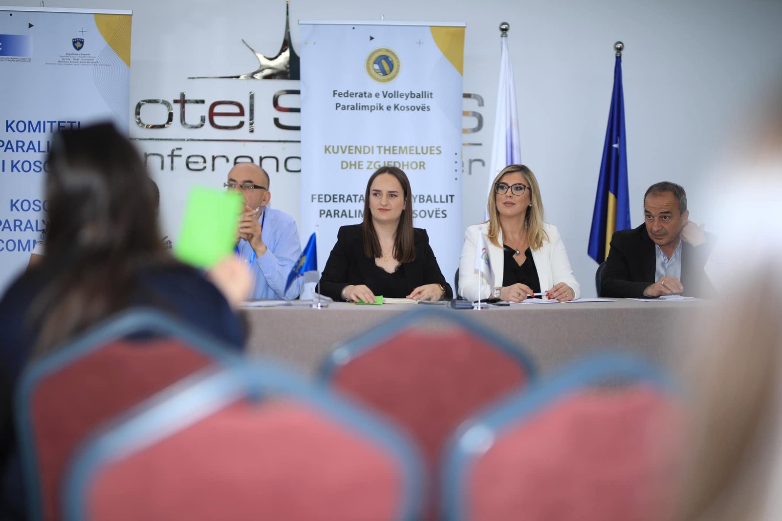 Është mbajtur kuvendi themelues dhe zgjedhor për Federaten e Volejbollit Ulur të Kosovës.
