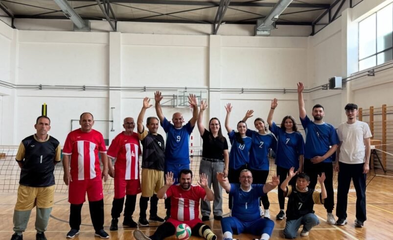 Fillojnë përgatitjet e sportistëve në sportin e paravolejbollit